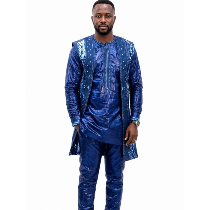Ensemble Homme Bleu Marine Brodé – Tenue Africaine Élégante Luxe - Getzner