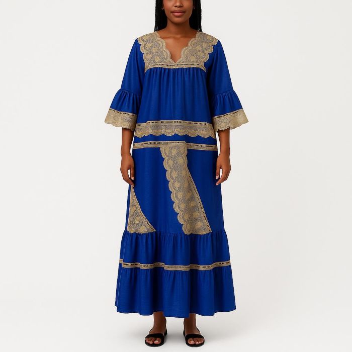 Robe bleue africain avec broderie